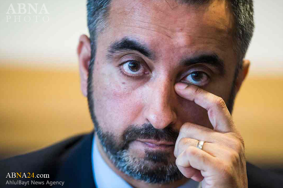  وکیل مسلمان در اسکاتلند به مرگ تهدید شد + عکس