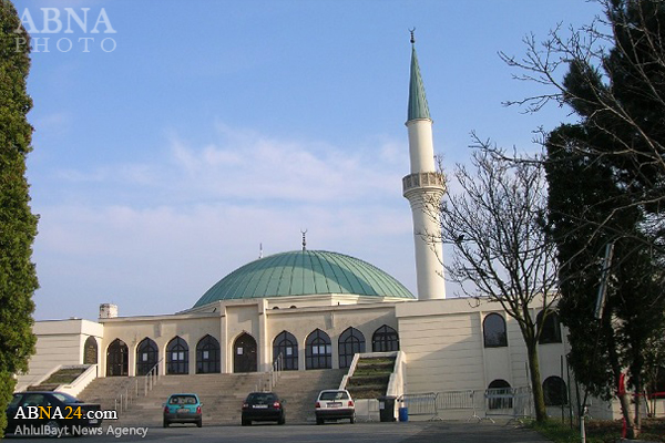 جسارت به مسجد و مرکز اسلامی مسلمانان در "اتریش"