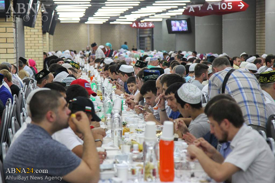 عکس خبری/ مراسم افطاری دسته جمعی در پایتخت جمهوری تاتارستان