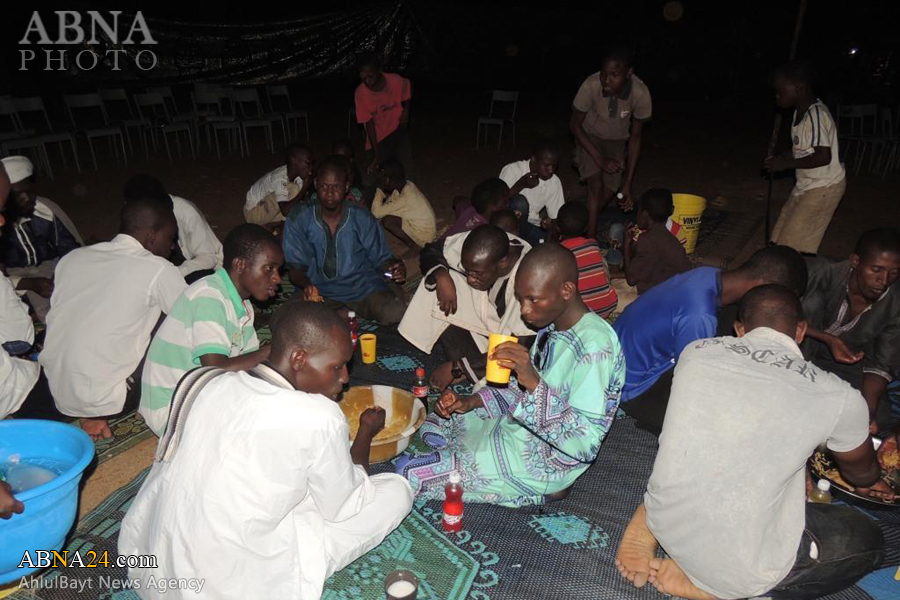 گزارش تصویری/ افطاری دسته جمعی شیعیان در پایتخت کشور مالی