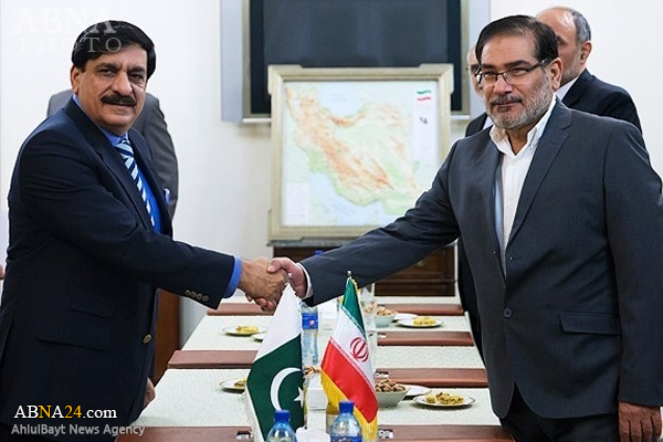شمخانی: هیچ‌گاه میان پاکستان و ایران تهدید متقابل نبوده است/ مقابله با تفکر داعش‌پرور مهم‌ترین اولویت مبارزه با تروریسم است