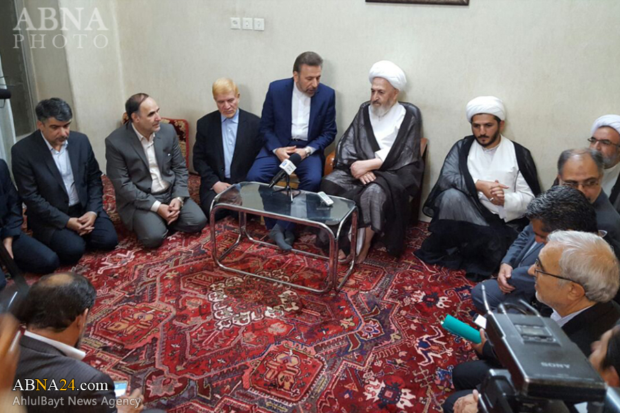 آیت‎الله سبحانی: در عصر ارتباطات نباید دور کشور را دیوار کشید/ از تلاش دولت در زمینه اقتصادی خرسندیم