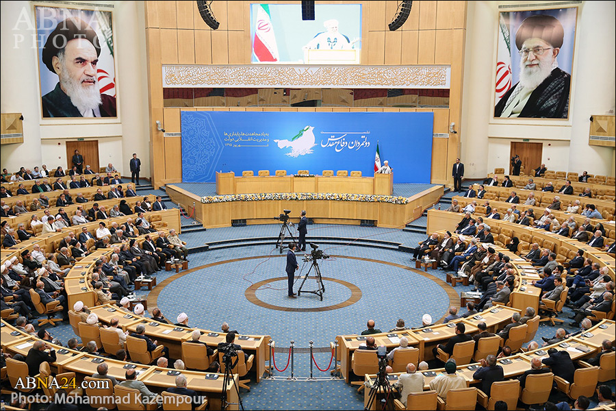 روحانی: با وحدت و هدایت رهبری در مسیر پیروزی های بزرگ گام برمیداریم/ هاشمی رفسنجانی: مردم در جنگ، مانند صدر اسلام بودند