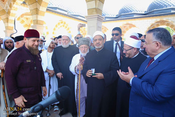 شیخ الازهر شهروند افتخاری چچن شد + تصاویر