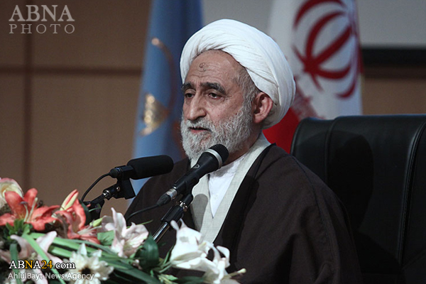 آیت الله استادی: تحصیل در حوزه همراه با اخلاص باشد / تأکید بر تعامل بین استاد و شاگرد