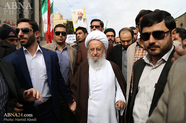 آیت الله مکارم شیرازی: مردم ایران هوشیار و بیدار هستند/ تهدیدها نتیجه معکوس داد