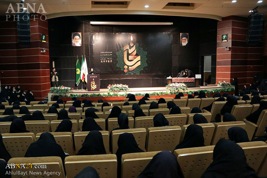 شب شعر فاطمی باعنوان "ریحانه" برگزار شد