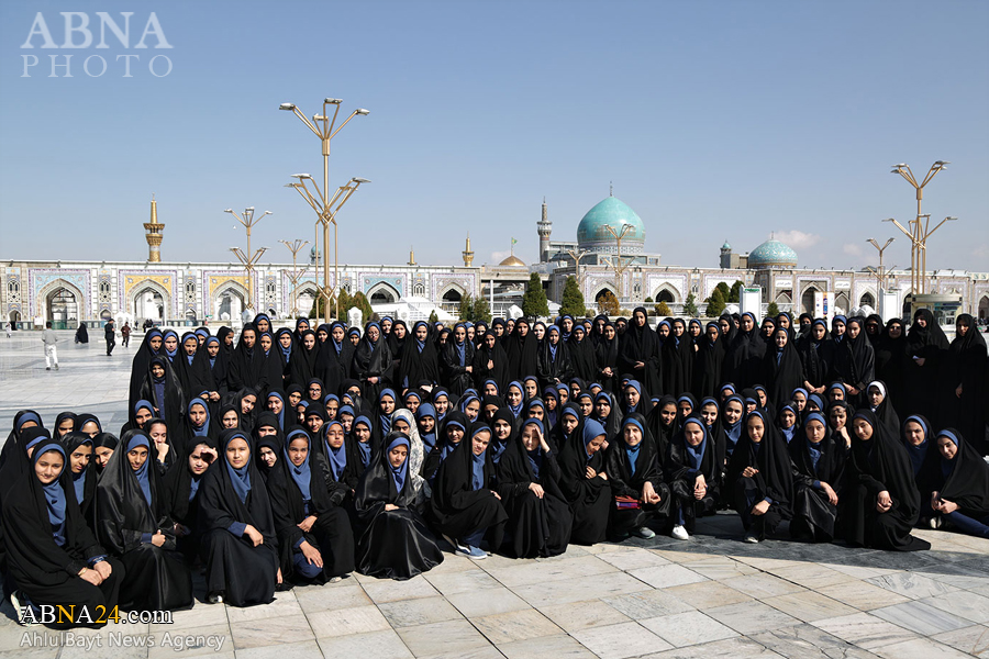 تشرف دانش‌آموزان بی‌سرپرست شهرستان قوچان به حرم مطهر رضوی