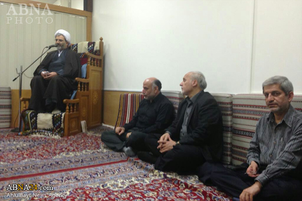 سخنرانی دبیر شورای کتاب مجمع در عزاداری سفارت ایران در مسقط + عکس