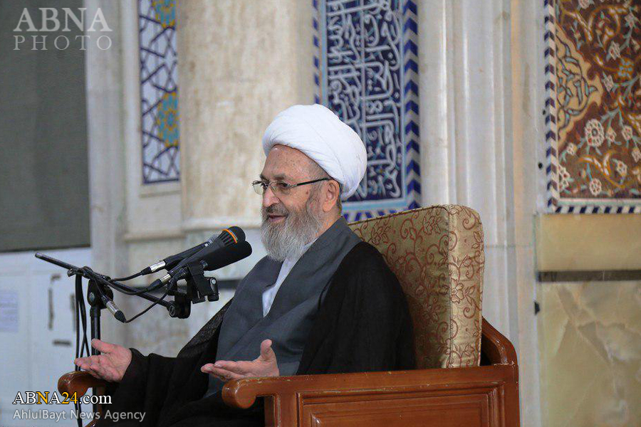 آیت‌الله سبحانی: اگر دنیا طلبی هدف زندگی باشد، مخرب خواهد بود/ طلاب قناعت پیشه کنند