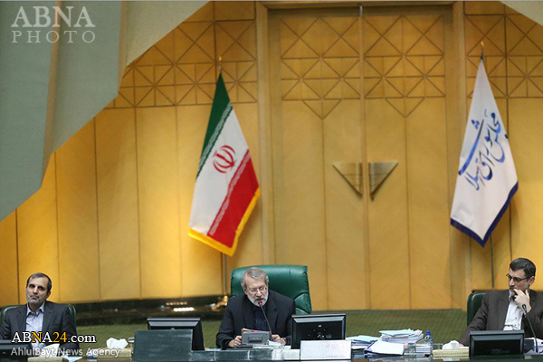 لاریجانی: حمله موشکی آمریکا به سوریه، آتش بحران را افروخته‌تر کرد/ لزوم تشکیل گروه حقیقت‌یاب در سوریه