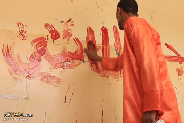 داعش ۱۵ اسیر را با شیوه‌های وحشیانه اعدام کرد + تصاویر(۱۸+)