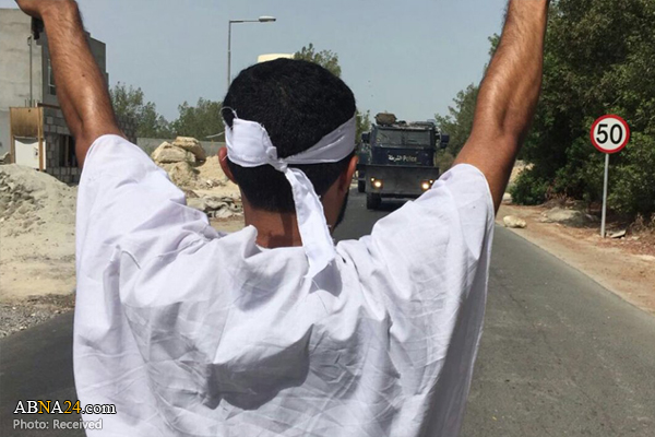 ایستادگی مدافعان کفن‌پوش شیخ عیسی قاسم مقابل خودروهای زرهی نظامیان آل خلیفه + تصاویر