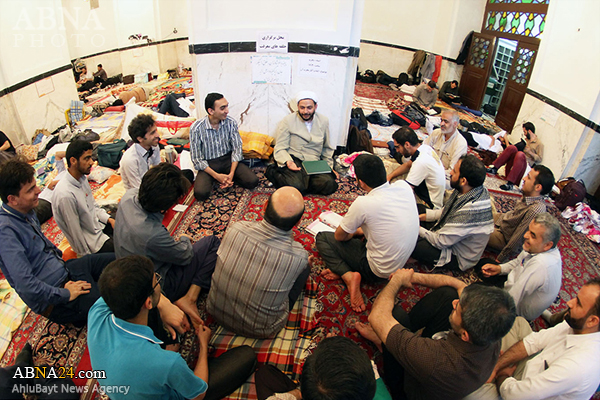 اعتکاف رمضانیه در حرم مطهر رضوی آغاز شد