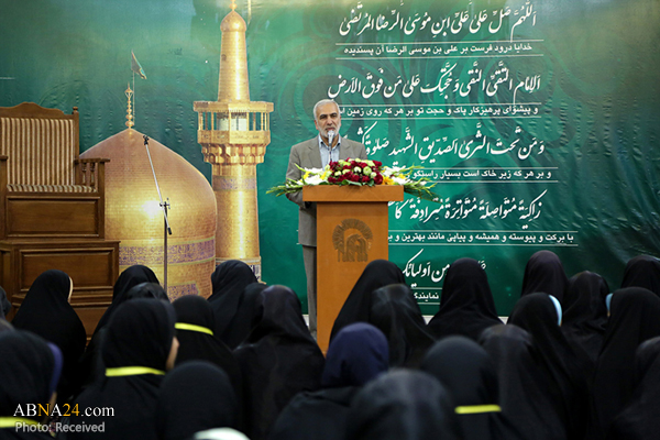 دانش‌آموزان محروم سرخس به حرم مطهر رضوی مشرف شدند