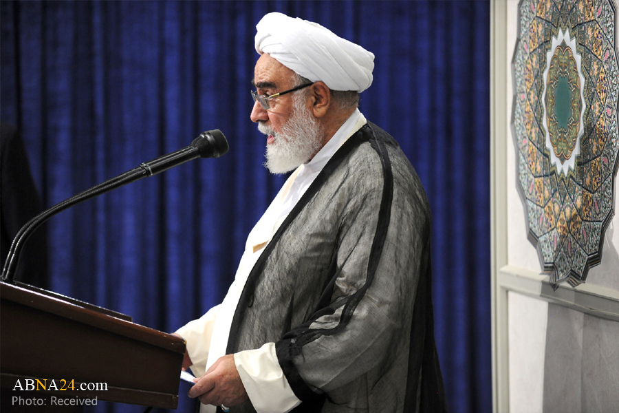 به پیروی از گزینش ملّت ایران، دانشمند محترم آقای دکتر حسن روحانی را به ریاست جمهوری اسلامی ایران منصوب می کنم
