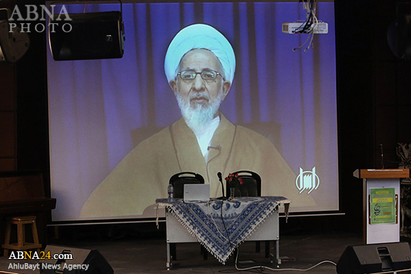 امام‌علی(ع) با لباس حق با مردم گفت‌وگو می‌کردند