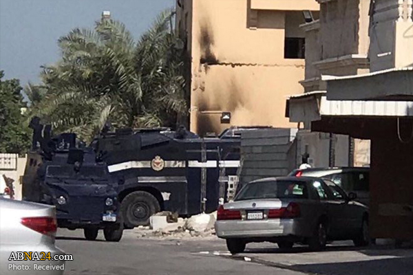 تکذیب انتقال شیخ عیسی قاسم به بیمارستان/ استقرار گسترده خودروهای نظامی آل خلیفه در اطراف منزل شیخ قاسم + عکس