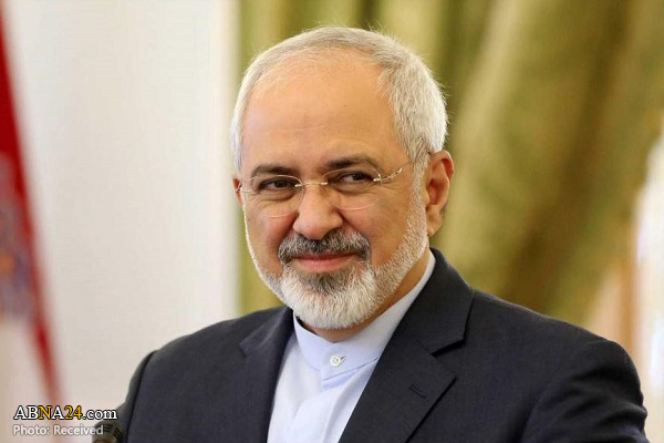 ظریف: امید است همگان در سال نوی میلادی، پذیرای پیام جهانی صلح حضرت مسیح باشند