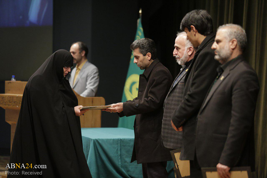 آیین تجلیل از خدام فعال دهه آخر ماه صفر در حرم رضوی برگزار شد