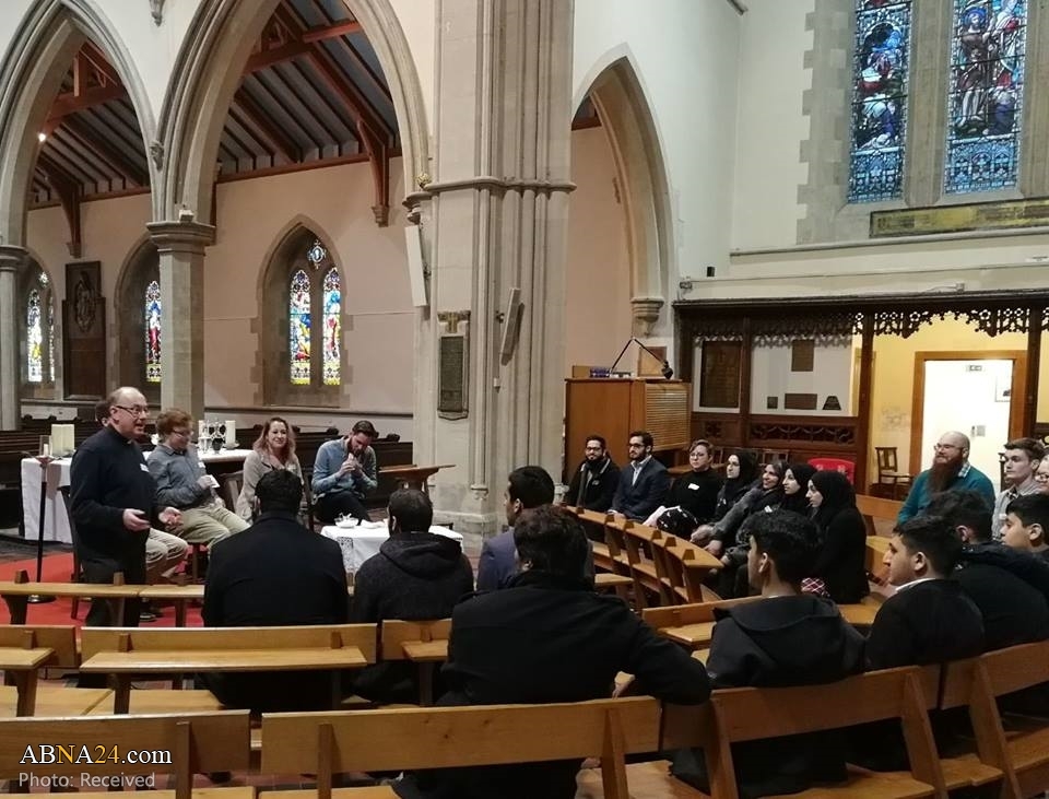 حضور اعضای انجمن جوانان اهل‌بیت(ع) اسکاتلند در کلیسای گلاسکو + تصاویر