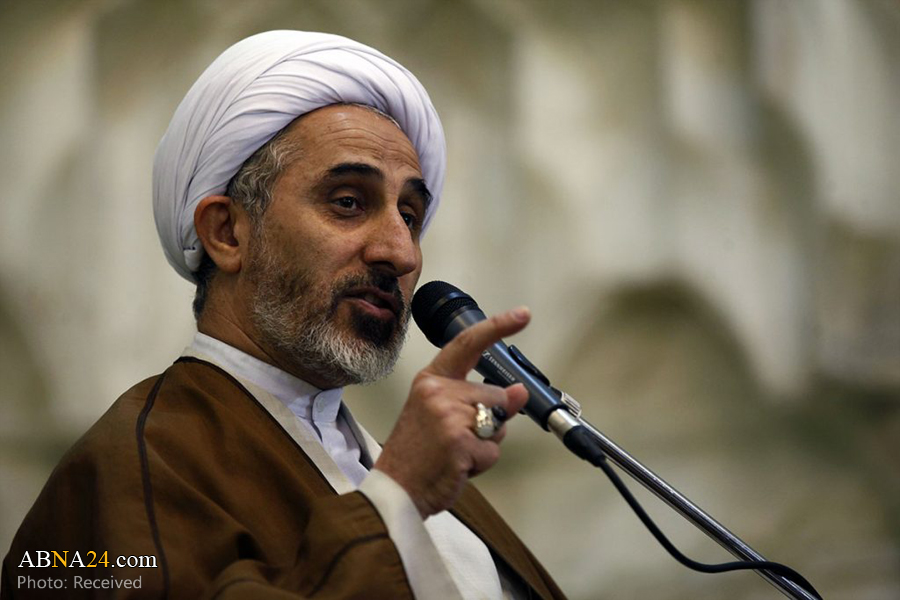 بازماندگان شهدا در قبال حفظ نظام مقدس جمهوری اسلامی مسئول هستند
