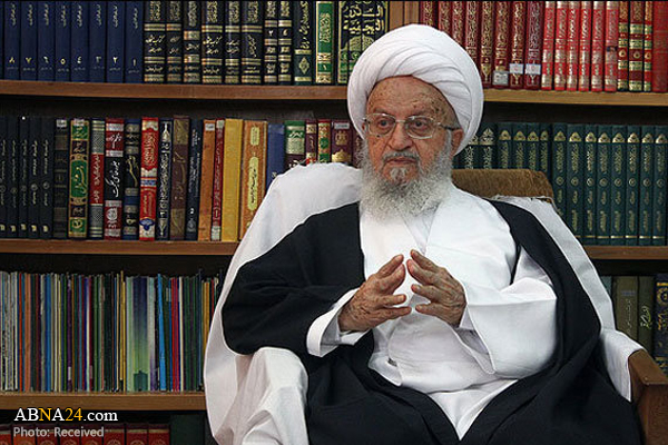 لزوم توجه کتاب‎های درسی به خانواده شهدا/ مدیون خانواده‌های شهدا هستیم