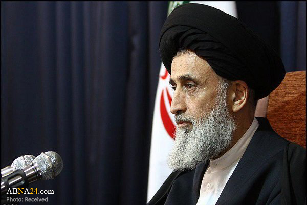 آیت الله سبحانی از بزرگترین دانشمندان معاصر جهان اسلام در تدوین فقه مقارن هستند 