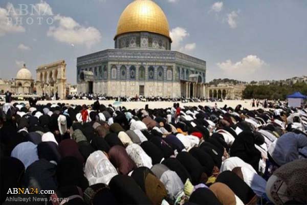 هزاران فلسطینی نماز عید را در «خیمه‌های بازگشت و مسجدالاقصی» اقامه کردند