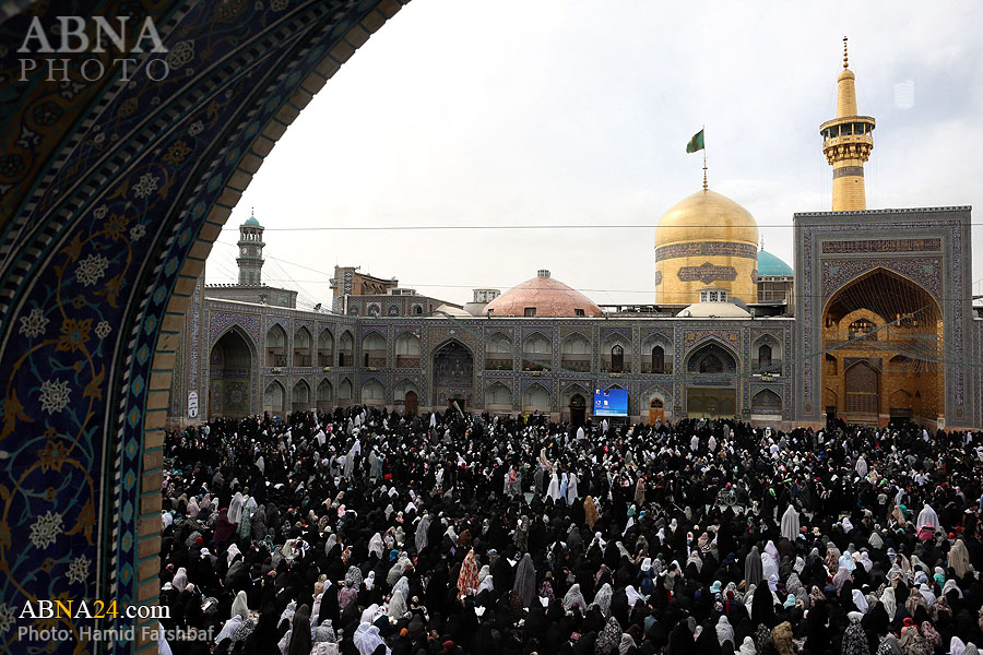 برپایی مراسم جشن میلاد امام رضا(ع) در دفتر آیت‌الله هادوی تهرانی 