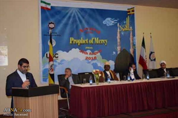 تجلیل از برگزیدگان «جایزه پیامبر رحمت (ص)» در اوگاندا