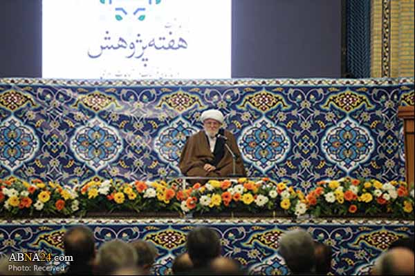 آیت‌الله تسخیری: به فعالیت و پژوهش اصیل در چارچوب تقوای الهی نیاز داریم