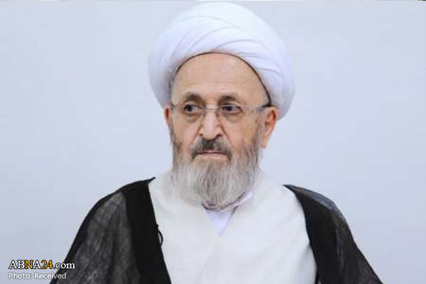 آیت الله سبحانی: قرآن به نحوی کتابت شود تا عموم مردم بتوانند به سادگی یاد بگیرند