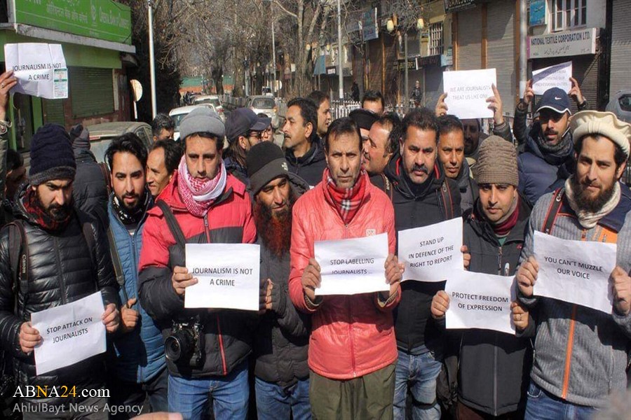 ممانعت خبرنگاران کشمیر برای پوشش رژه روز جمهوری هند + عکس