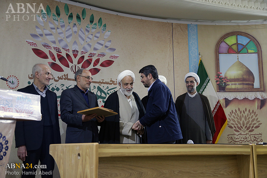 تقدیر از ۵ مهدی یاور برتر در اجلاس ملی مهدویت و انقلاب اسلامی 