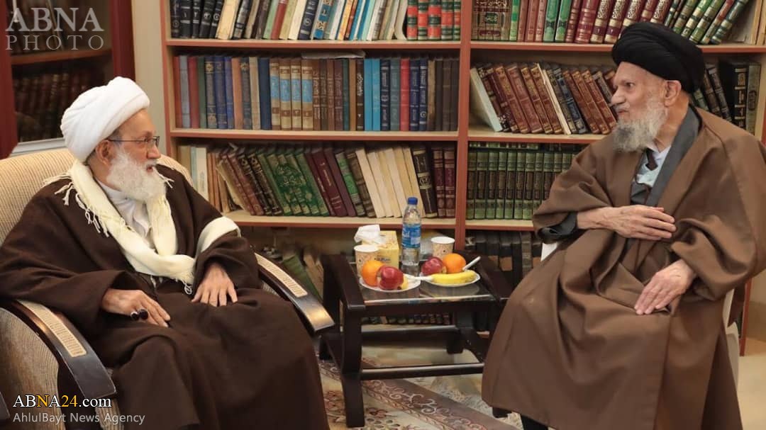 دیدار آیت الله شیخ عیسی قاسم با آیت الله سید کاظم حائری