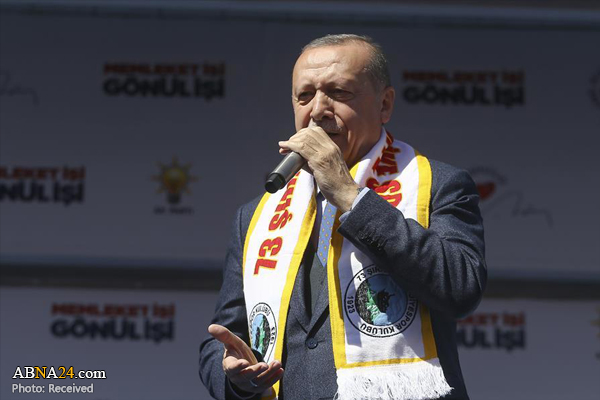 انتقاد اردوغان از بی‌حرمتی حامیان حقوق زنان به پخش اذان