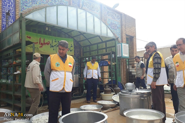 کمک‌رسانی ۱۰۰۰ هیأت مذهبی به سیل‌زدگان/ توزیع غذای گرم در مناطق صعب‌العبور لرستان