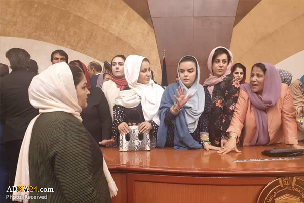 تنش در مجلس نمایندگان افغانستان + عکس