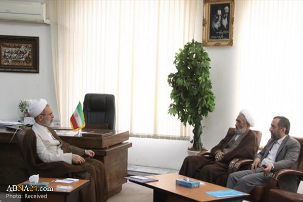 راهکارهای عملیاتی شدن تفاهم‌نامه حوزه و ستاد امر به معروف قم بررسی شد