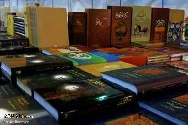 برگزاری نمایشگاه کتاب با موضوع «زیارت» در کتابخانه حسینیه ارشاد