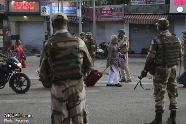 هند سه رهبر سیاسی کشمیری را بازداشت کرد