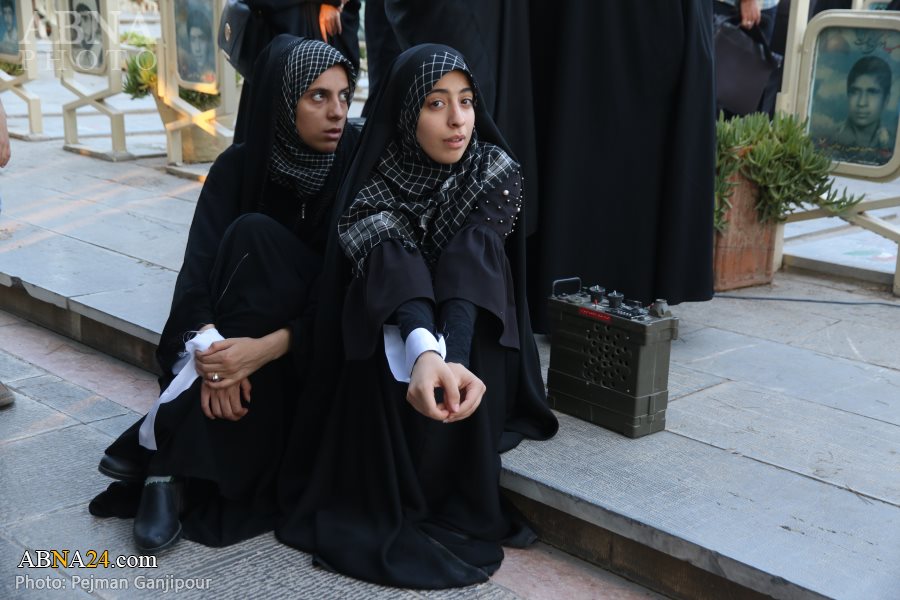 گزارش تصویری/ همایش «آفتاب نیمه شب» در گلستان شهدای اصفهان