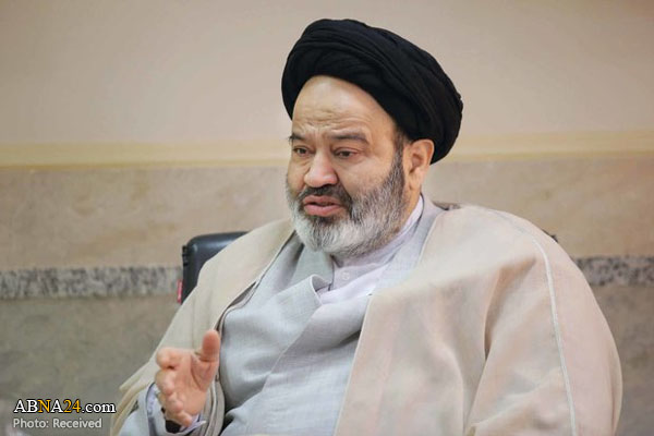 نواب: صِرف تربیت طلبه زن نمی‌تواند نیاز جامعه زنان را برطرف کند