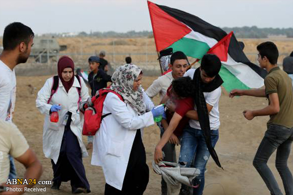 زخمی شدن ده‌ها فلسطینی در تظاهرات بازگشت در مرز غزه + تصاویر