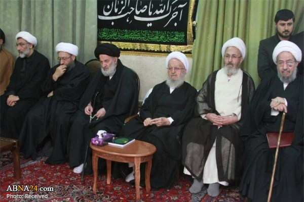 مراسم عزاداری در بیوت مراجع تقلید برپا می‌شود