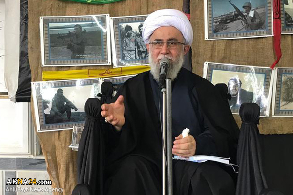 اگر "اتحاد جماهیر اسلامی" تشکیل می شد بزرگترین قدرت اقتصادی، نظامی و علمی دنیا از آن مسلمانان بود/ اربعین اجتماع سربازان مهدی(عج) است