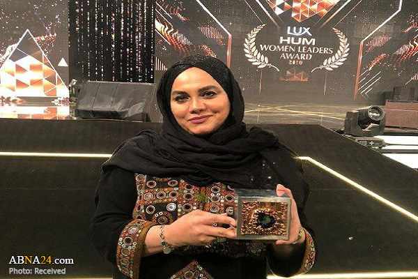 نرگس آبیار جایزه زنان برتر جهان اسلام را دریافت کرد + فیلم