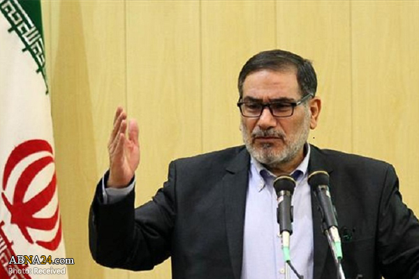 شمخانی: مدافعان سلامت در شرایط تحریم جانشان را کف دست گرفته‌اند

