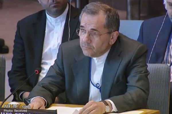 تخت‌روانچی خواستار مقابله جهانی با سیاست "زانو بر گردن" آمریکا شد